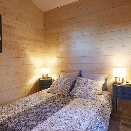 Au Courtil Des Chênes Marins, Meublé 3 étoiles Chalet Digosville