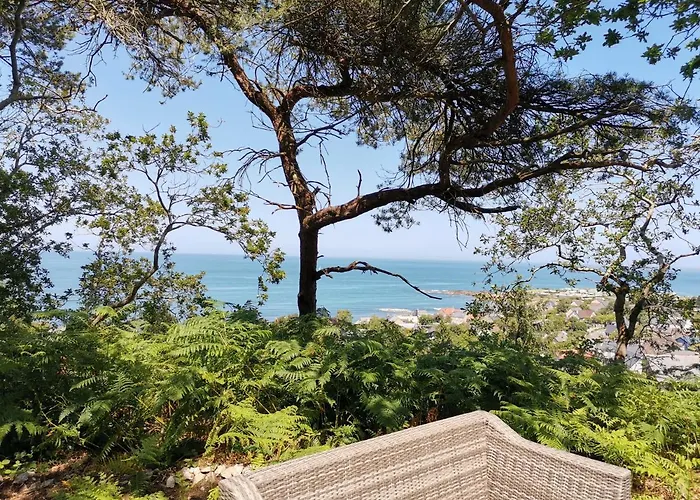 Au Courtil Des Chenes Marins, Meuble 3 Etoiles Digosville