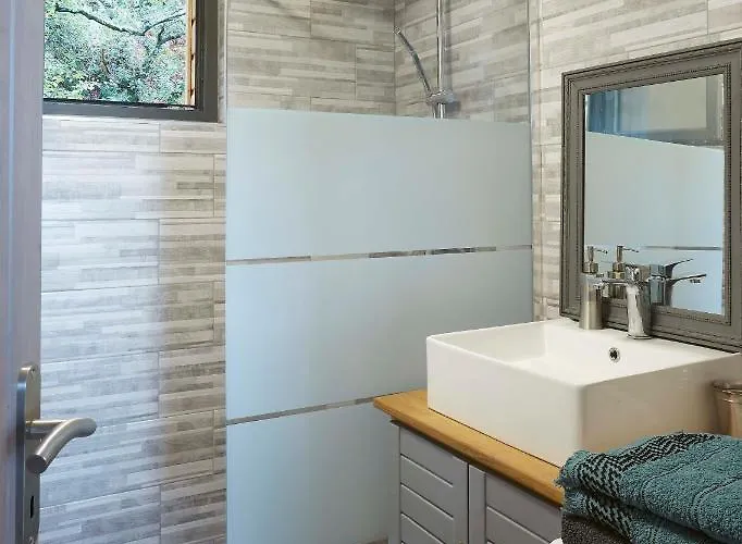 Au Courtil Des Chenes Marins, Meuble 3 Etoiles Chalet *